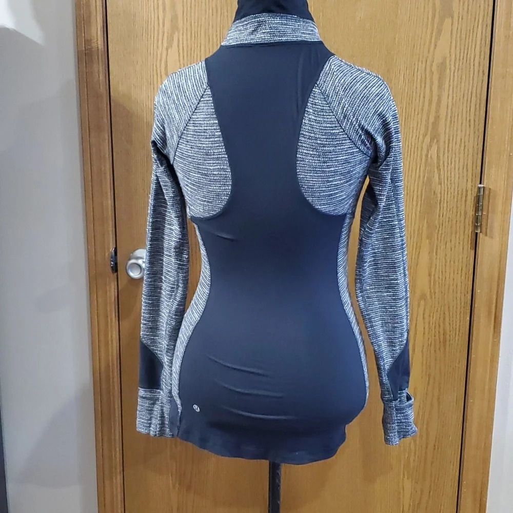 Lululemon Half Zip Workout Jacket Pullover Black … - image 4